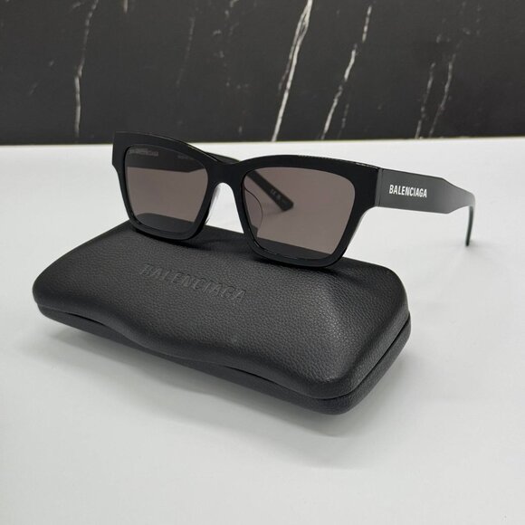 NEW BB0307SA 001 BALENCIAGA BLACK GREY SQUARE WOMEN SUNGLASSES - Picture 1 of 10